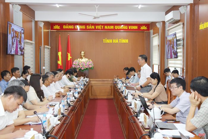 Đồng chí Phan Thiên Định - Chủ tịch UBND tỉnh chủ trì phiên tiếp công dân định kỳ tháng 8.
