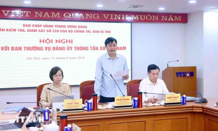 Đồng chí Nguyễn Hữu Đông, Ủy viên Trung ương Đảng, Ủy viên Ban Thường vụ Đảng ủy Quốc hội, Chủ nhiệm Ủy ban Công tác đại biểu của Quốc hội, Phó Trưởng ban Tổ chức Trung ương phát biểu. (Ảnh: Phạm Kiên/TTXVN)