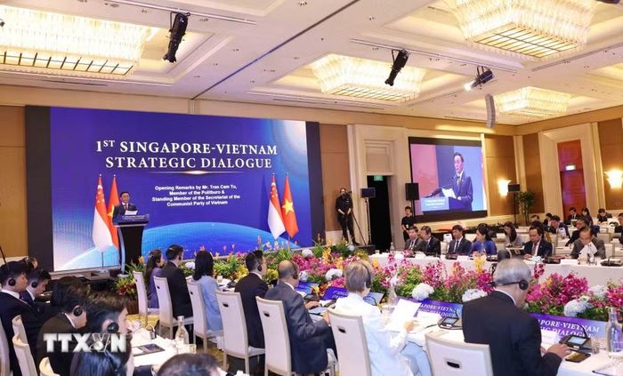 Đối thoại Chiến lược Việt Nam-Singapore lần thứ nhất giữa Đảng Cộng sản Việt Nam và Đảng Hành động Nhân dân Singapore. (Ảnh: Phương Hoa/TTXVN)