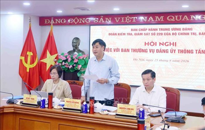 Đồng chí Nguyễn Hữu Đông, Ủy viên Trung ương Đảng, Ủy viên Ban Thường vụ Đảng ủy Quốc hội, Chủ nhiệm Ủy ban Công tác đại biểu của Quốc hội, Phó Trưởng ban Tổ chức Trung ương phát biểu. Ảnh: Phạm Kiên/TTXVN