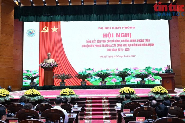 Quang cảnh Hội nghị tổng kết, tôn vinh các mô hình, chương trình, phong trào BĐBP tham gia xây dựng khu vực biên giới vững mạnh giai đoạn 2015 - 2025.
