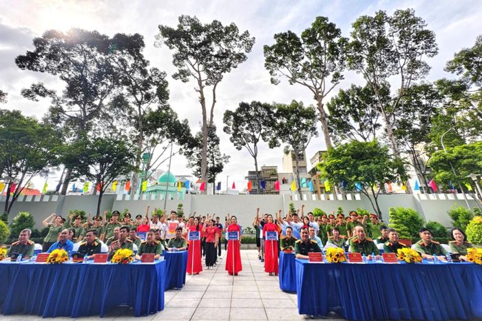 Quang cảnh lễ khai mạc hội thao.
