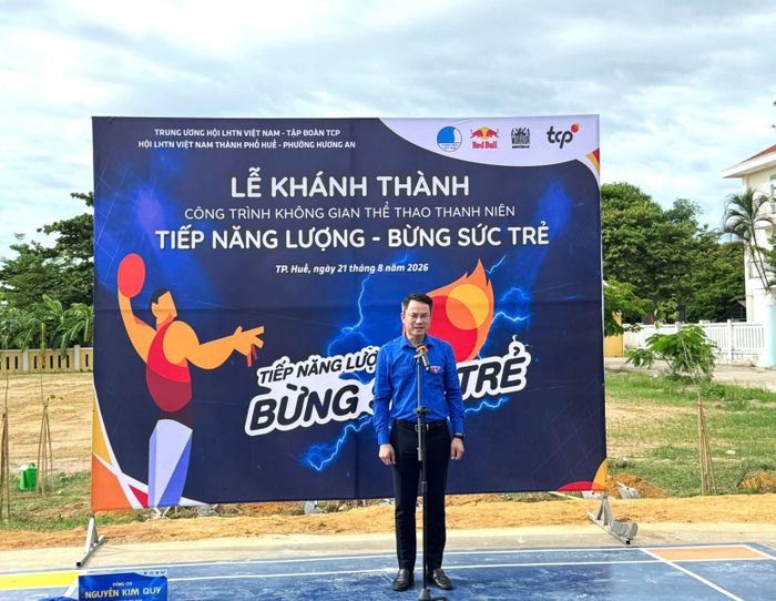 Anh Nguyễn Kim Quy, Bí thư Trung ương Đoàn, Phó Chủ tịch thường trực Trung ương Hội Liên hiệp thanh niên Việt Nam phát biểu.