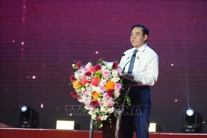 Chủ tịch UBND tỉnh Nghệ An Võ Trọng Hải phát biểu tại buổi lễ.