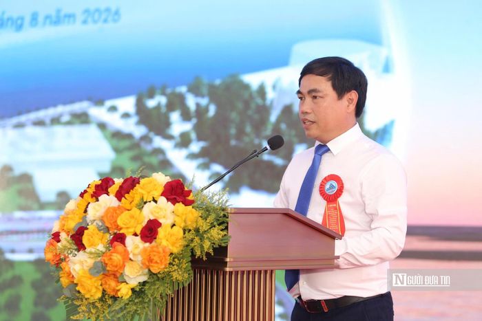 Ông Nguyễn Văn Thường, Giám đốc Ban Quản lý dự án đầu tư xây dựng các công trình giao thông và nông nghiệp Đà Nẵng, thông tin về tiến độ triển khai hai dự án.