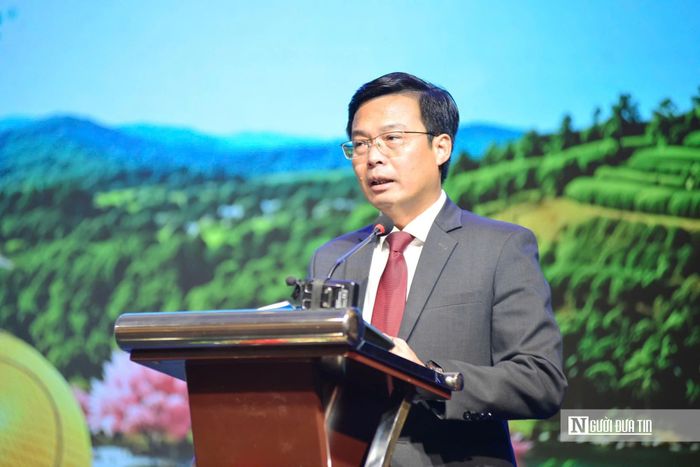 Ông Đinh Văn Tuấn - Phó Chủ tịch UBND tỉnh Lâm Đồng - phát biểu khai mạc.