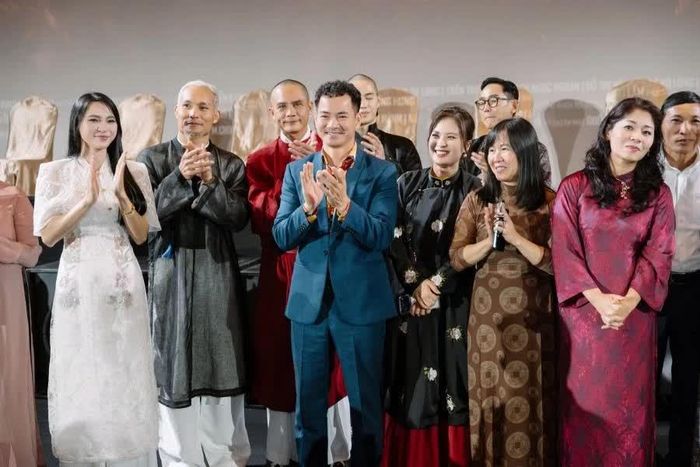 'Hộ linh tráng sĩ: Bí ẩn mộ vua Đinh' gây sốt trong ngày ra mắt.