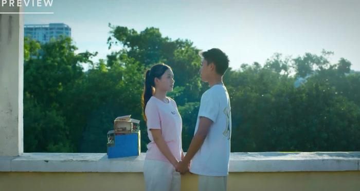 Với Khánh, cuộc chia tay càng đáng chú ý bởi đây là mối tình đầu của nhân vật do con trai Vân Dung đảm nhân. 