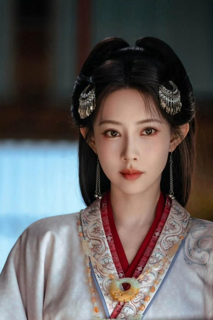 Mạnh Tử Nghĩa đảm nhận vai Thẩm Diệu trong Tướng Môn Độc Hậu. Ảnh: Weibo.