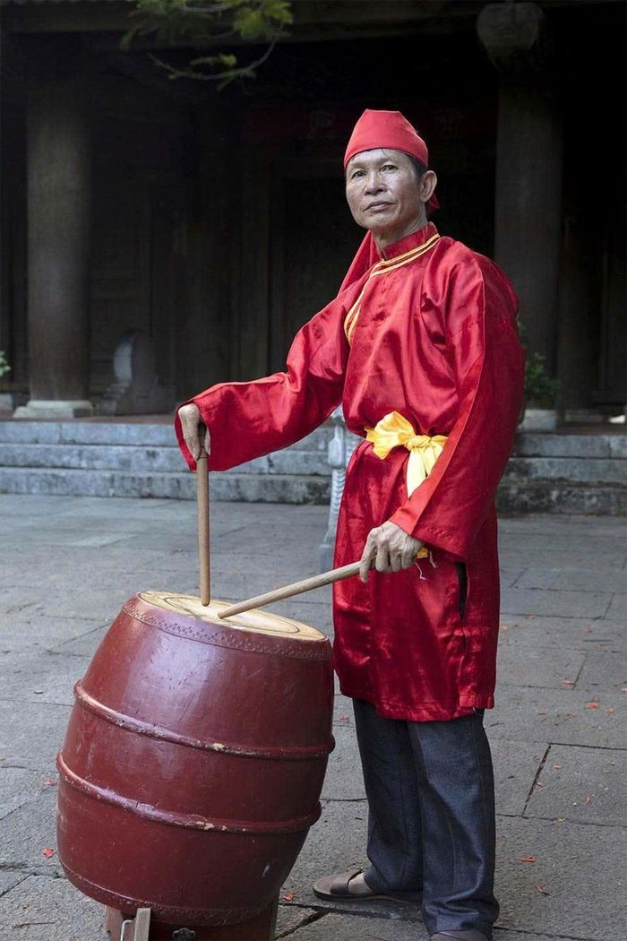Nghệ nhân ưu tú Bùi Văn Hùng.