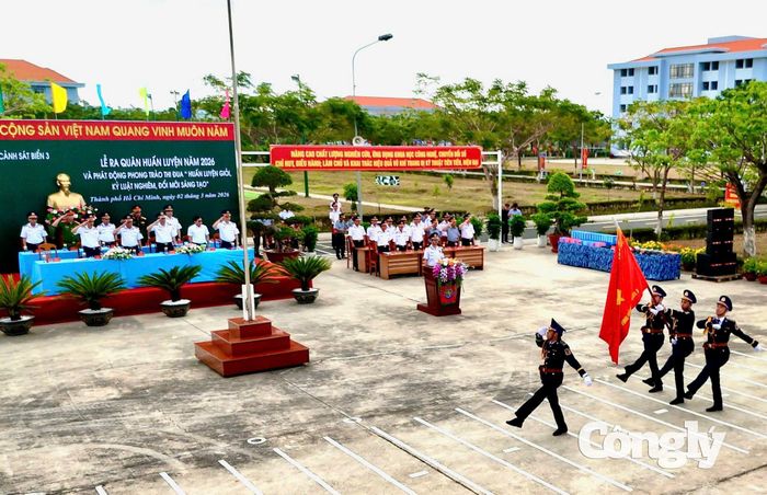 Diễu duyệt đội ngũ trong ngày ra quân năm 2026.