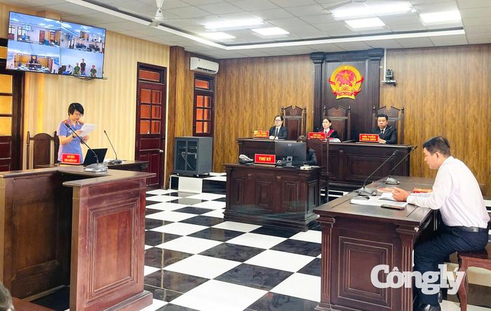 TAND khu vực 8 - Cần Thơ tăng cường tổ chức các phiên tòa trực tuyến trong cao điểm “90 ngày giải quyết đơn, án”.