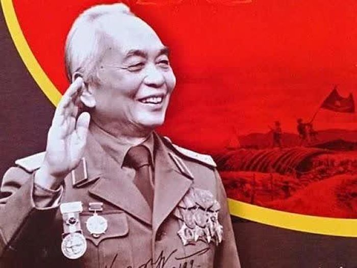 Đại tướng Võ Nguyên Giáp - Vị Đại tướng đầu tiên của Quân đội Nhân dân Việt Nam khi mới 37 tuổi. Ảnh tư liệu