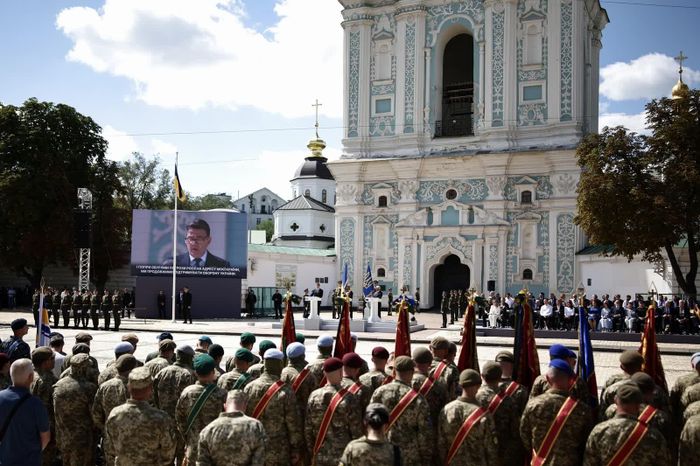 Các nhà lãnh đạo châu Âu tại lễ kỷ niệm 35 năm Ngày Độc lập của Ukraine. Ảnh: Reuters.