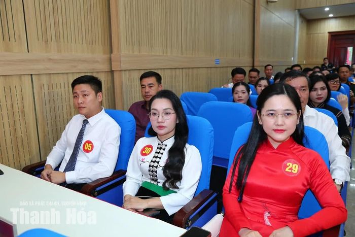 Các thí sinh tại lễ khai mạc Hội thi.