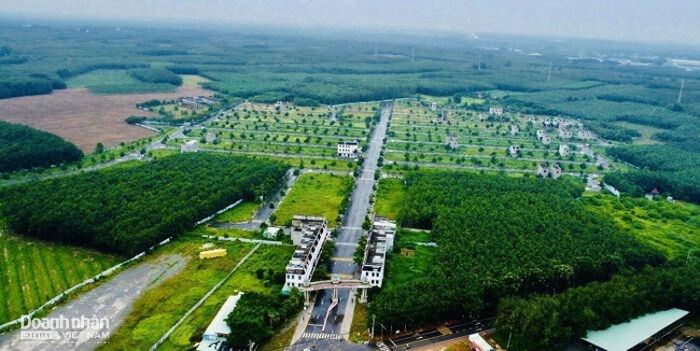  Một dự án đất nền tại Bình Dương, sau nhiều năm mở bán vẫn không thu hút được người dân về ở.