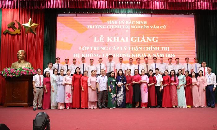 Các học viên dự lễ khai giảng.