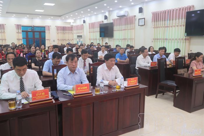 Đại biểu dự hội nghị bàn giao chức năng, nhiệm vụ tham mưu công tác Dân vận.
