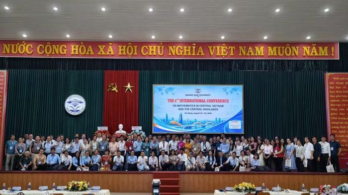  Hội thảo quốc tế có sự tham gia của hơn 300 nhà khoa học đến từ các trường đại học, viện nghiên cứu và cơ sở khoa học trong và ngoài nước. Ảnh: H.D.T 