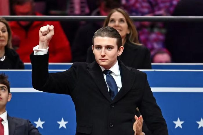  Barron Trump, con trai út của Tổng thống Donald Trump, dự sự kiện ở Washington ngày 20-1-2025. Ảnh: AFP 