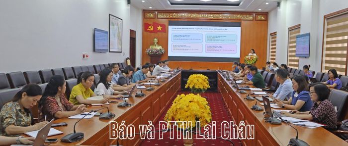Quang cảnh hội nghị.