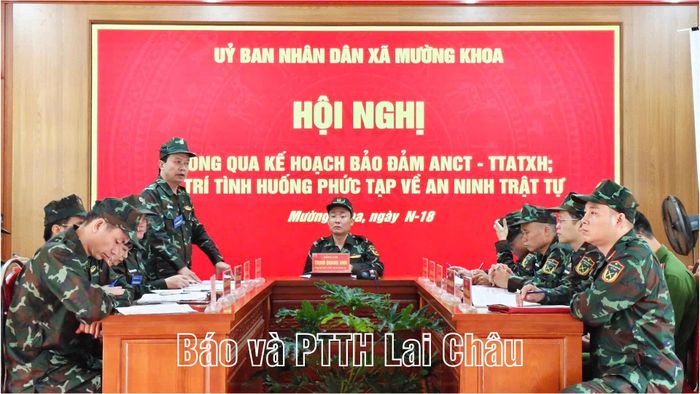 Xã Mường Khoa diễn tập giai đoạn 1 chuyển lực lượng vũ trang vào các trạng thái sẵn sàng chiến đấu, chuyển địa phương vào trạng thái khẩn cấp về quốc phòng.