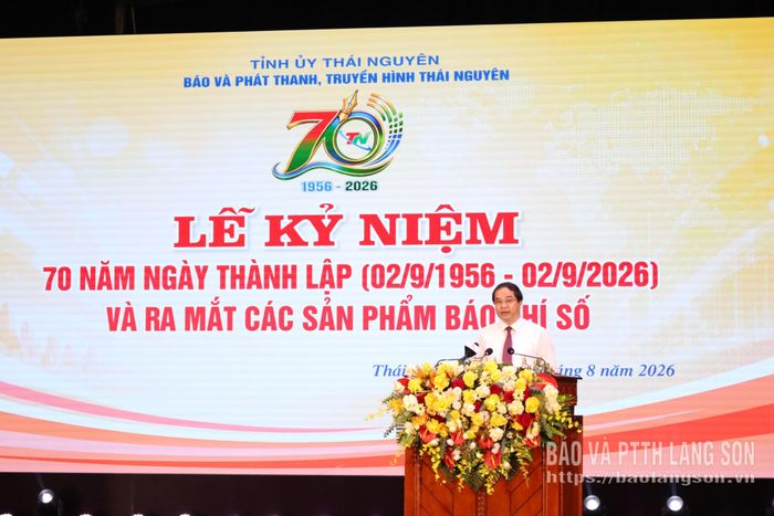 Đồng chí Bí thư Tỉnh ủy tỉnh Thái Nguyên phát biểu tại buổi lễ