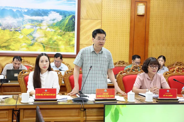 Lãnh đạo Sở Nông nghiệp và Môi trường giải trình những vấn đề liên quan tại buổi giám sát