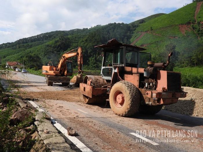 Khẩn trương triển khai thi công để bảo đảm thông tuyến trước 17 giờ ngày 25/8/2026