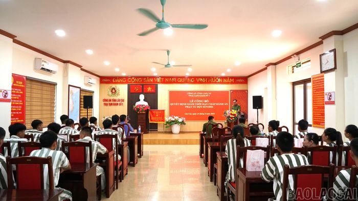 Quang cảnh buổi lễ.