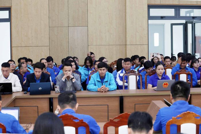 Hơn 150 cán bộ Đoàn chủ chốt tại các xã, phường, đặc khu trong toàn tỉnh tham dự