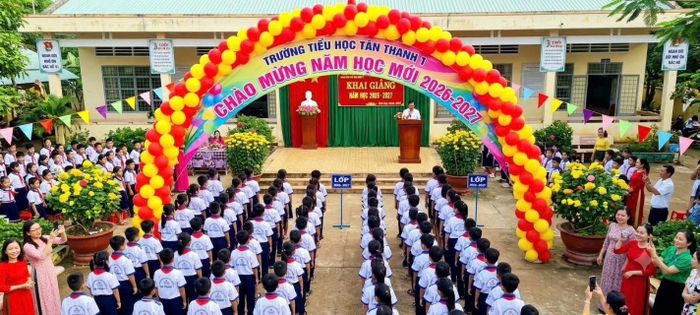 Trường Tiểu học Tân Thanh 1, xã Phúc Thọ Lâm Hà hân hoan đón học sinh trở lại trường