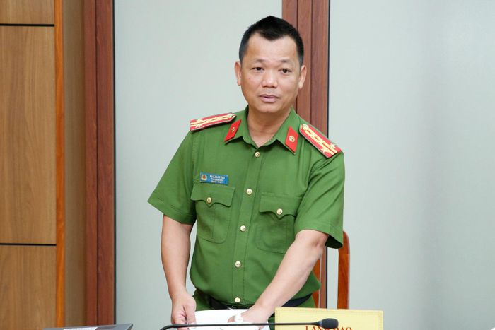 Đại tá Đậu Xuân Bảo, Phó Giám đốc Công an tỉnh phát biểu tại buổi tiếp công dân