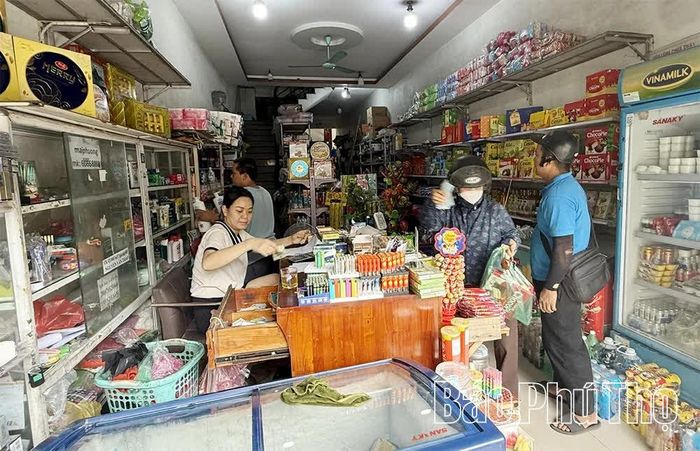 Phường Vĩnh Phúc triển khai nhiều giải pháp thúc đẩy phát triển ngành nghề thương mại - dịch vụ.