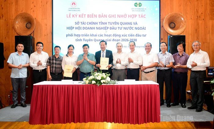 Sở Tài chính và Hiệp hội Doanh nghiệp đầu tư nước ngoài (VAFIE) ký kết biên bản ghi nhớ hợp tác.