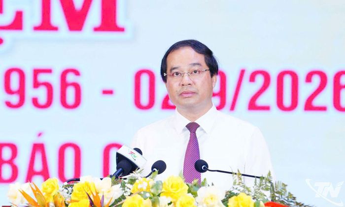 Đồng chí Trịnh Xuân Trường, Ủy viên Trung ương Đảng, Bí thư Tỉnh ủy, phát biểu tại Lễ kỷ niệm 70 năm Ngày thành lập Báo và Phát thanh, Truyền hình Thái Nguyên.
