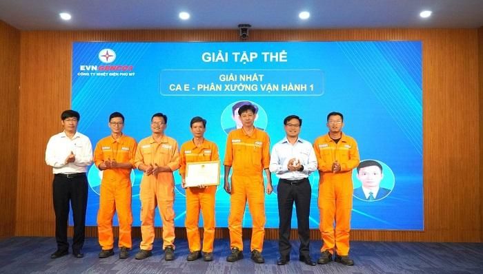 Ca E - Phân xưởng VH1 xuất sắc đạt giải nhất của hội thi.