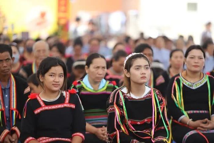 Phật tử tham dự khóa tu