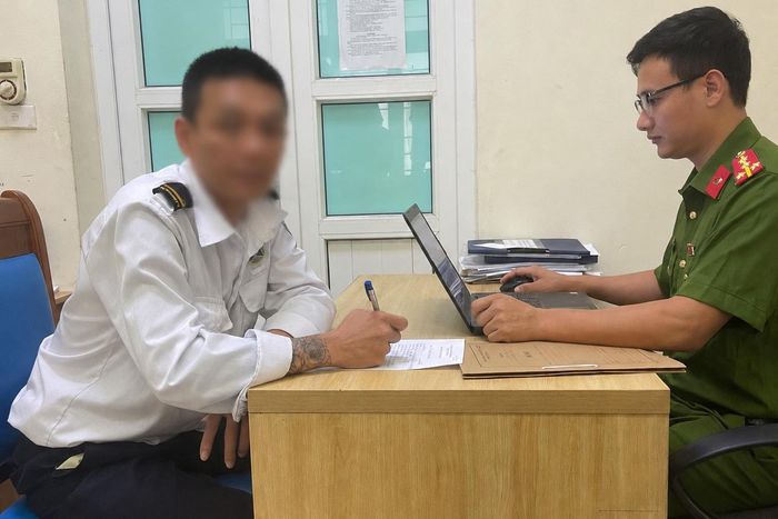 Công an làm việc với bảo vệ L.X.V.