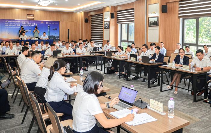 Cuộc diễn tập được điều hành theo trục thời gian, có tín hiệu bắt đầu, các cổng quyết định, cơ chế tạm dừng khi cần thiết và lệnh kết thúc rõ ràng.