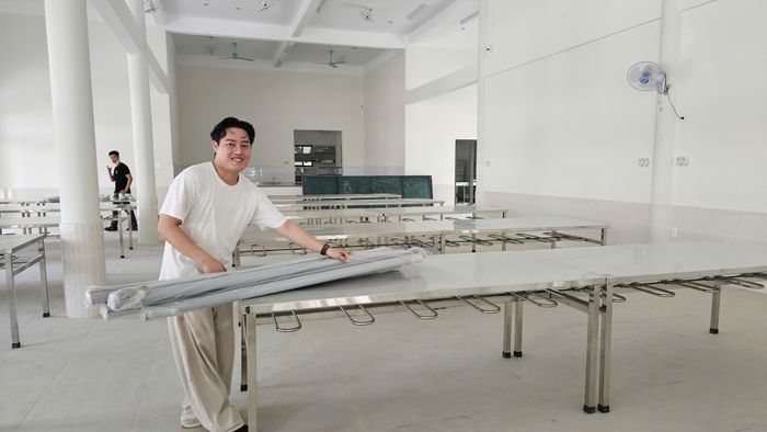 Để đảm bảo công tác vận hành, UBND xã đã chuẩn bị các điều kiện về cơ sở vật chất và nhân sự, cán bộ quản lý, giáo viên, nhân viên của trường. Đây cũng là điều kiện hết sức thuận lợi để trường vận hành, cán bộ, giáo viên, học sinh an tâm dạy và học.
