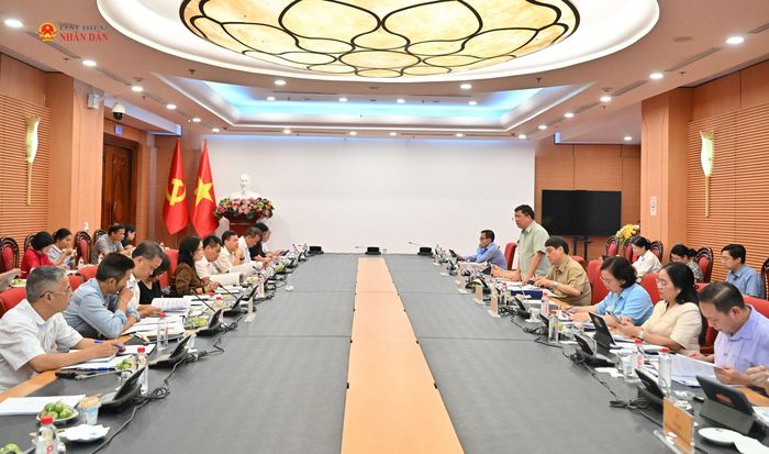 Toàn cảnh phiên họp