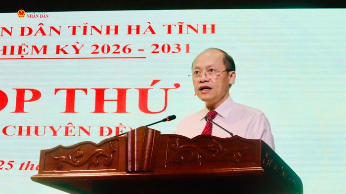 Phó Bí thư Thường trực Tỉnh ủy, Chủ tịch HĐND tỉnh Nguyễn Hồng Lĩnh phát biểu khai mạc