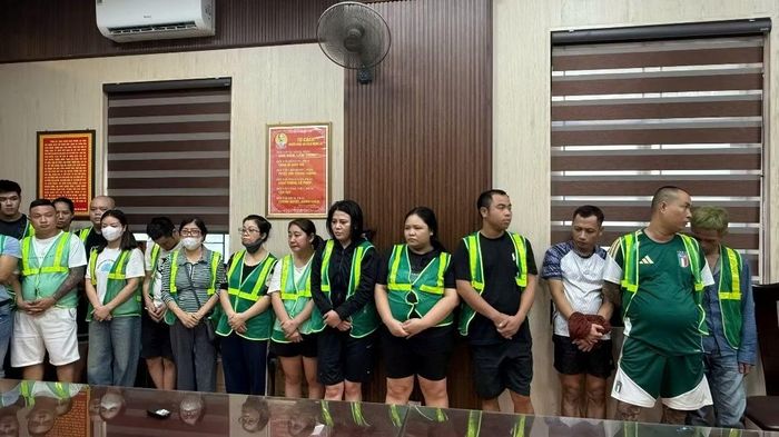 Công an phường Yên Hòa phối hợp Phòng Cảnh sát điều tra tội phạm về ma túy Công an TP Hà Nội tập trung đấu tranh, làm rõ các đối tượng có liên quan trong vụ án.