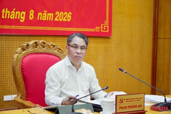 Bí thư Tỉnh ủy, Chủ tịch HĐND tỉnh Phan Thăng An kết luận hội nghị.