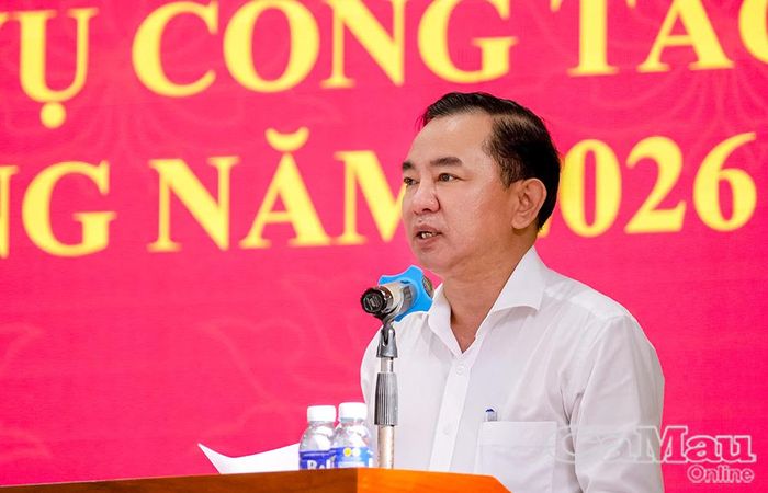 Trưởng Ban Tổ chức Tỉnh uỷ Phan Thanh Duy phát biểu tại lễ khai giảng.