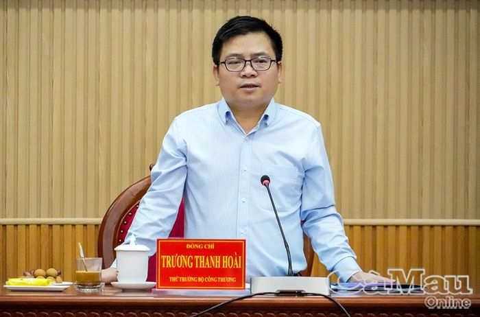 Thứ trưởng Bộ Công Thương Trương Thanh Hoài đánh giá Cà Mau có tiềm năng phát triển lớn, đặc biệt trong lĩnh vực năng lượng với lợi thế về điện gió.