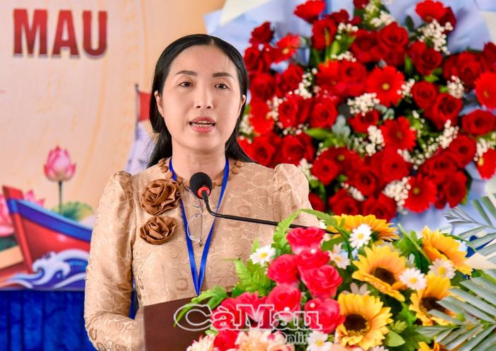 Nghệ sĩ Ưu tú Mỹ Hạnh, Chủ tịch Hội Sân khấu tỉnh khẳng định, hoạt động Hội trong nhiệm kỳ mới sẽ tập trung xây dựng lực lượng có năng lực, tâm huyết, chung tay đưa Hội và nghệ thuật tỉnh nhà ngày càng phát triển.