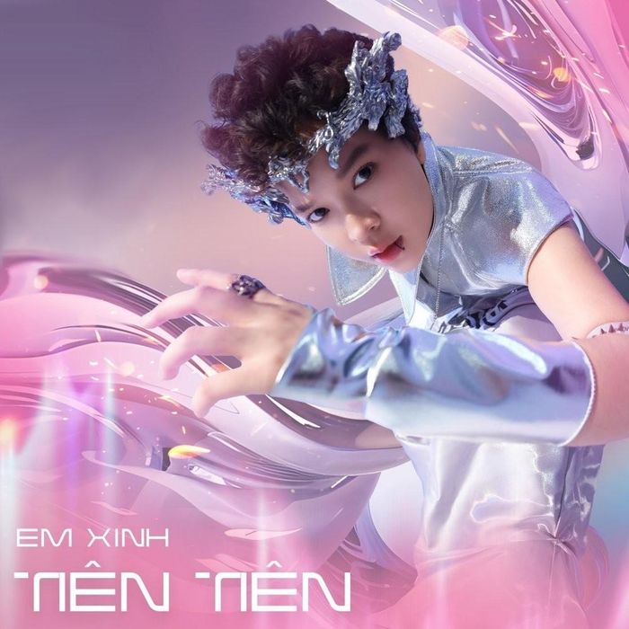 Tiên Tiên, tên thật Huỳnh Nữ Thủy Tiên, gây chú ý khi trở lại với chương trình Em xinh "Say Hi". (Ảnh: Nhà sản xuất)