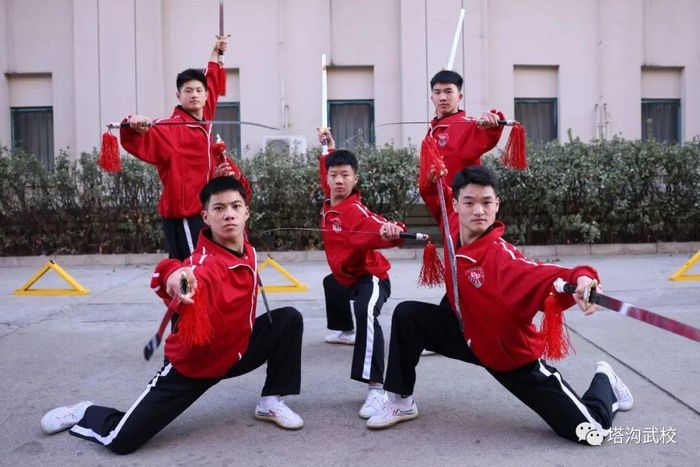 Trường võ thuật Tháp Câu Đăng Phong đào tạo cả văn hóa và võ thuật
